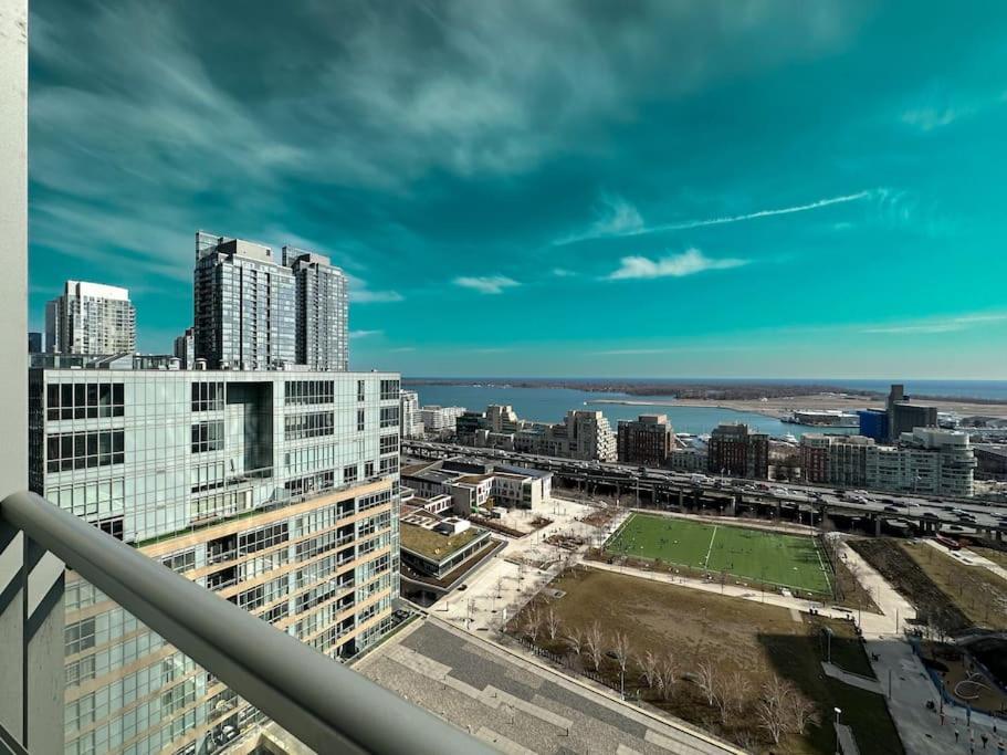 Comfort Two Beds Suite By Cn Tower Rogers Centre Plus Free Parking Toronto Eksteriør billede